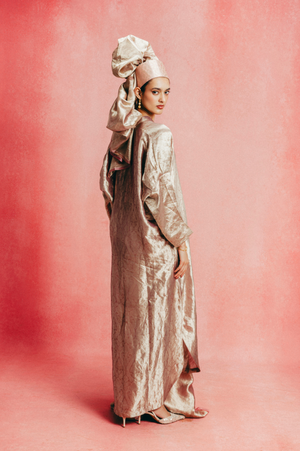 Handwoven Dusty Rose Banarasi Kaftan