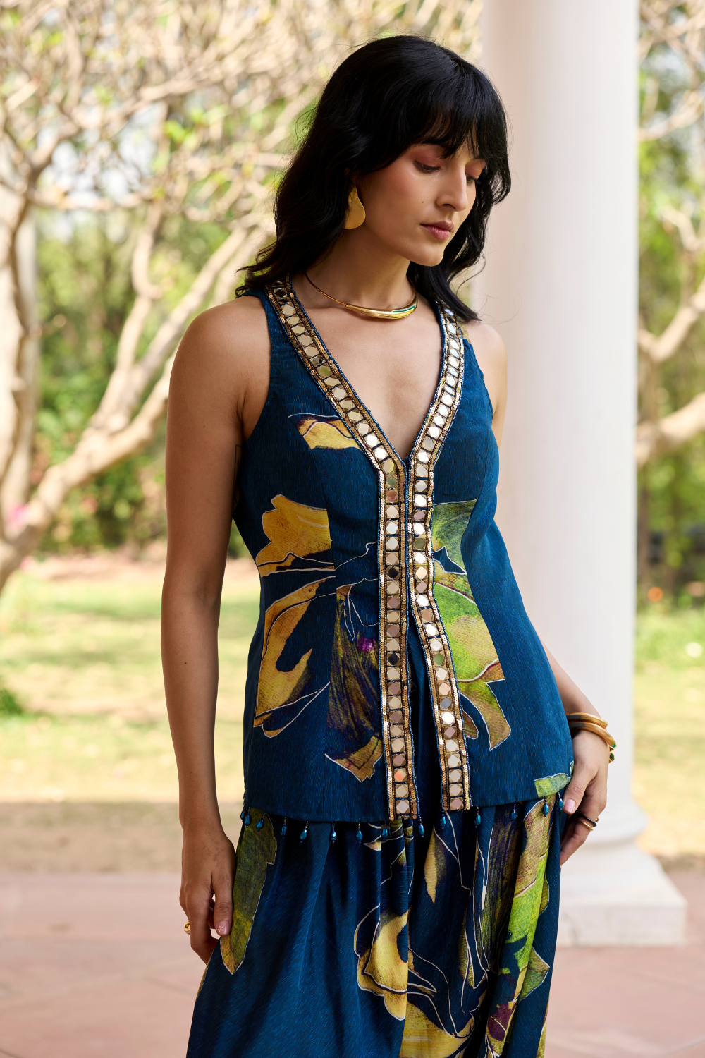 NAVYGOLD FLORAL PRINTED DHOTI SET