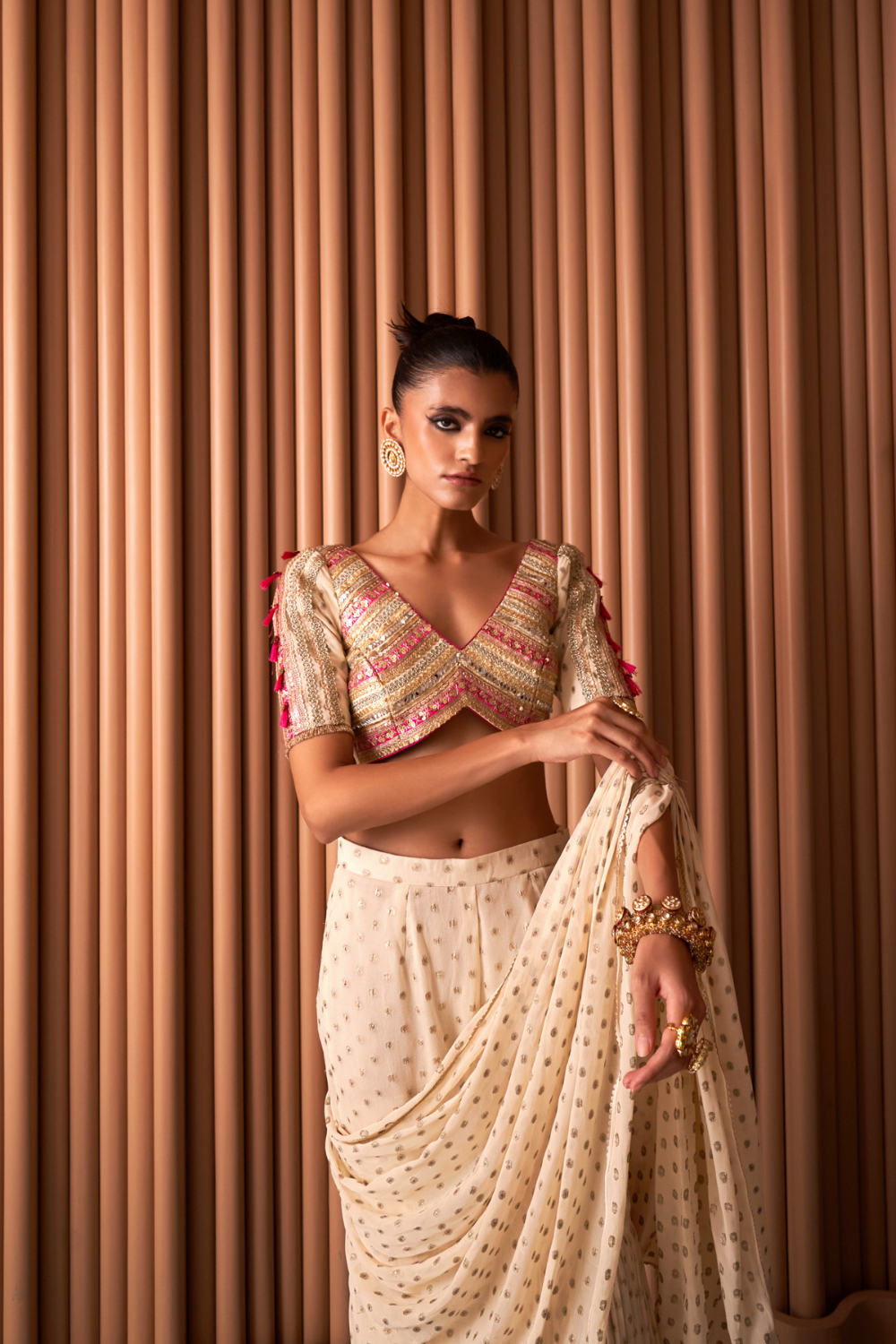 Sunlee sharaa saree