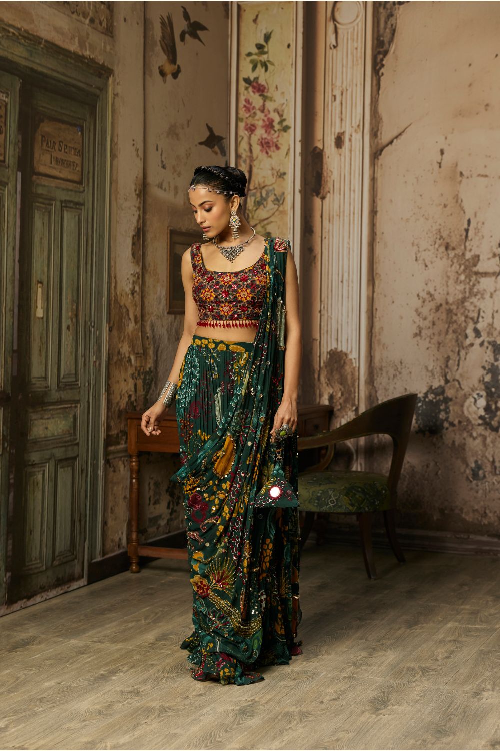 DARK GREEN PRINTED AND HIGHLIGHTED TIERED SKIRT SAREE SET
