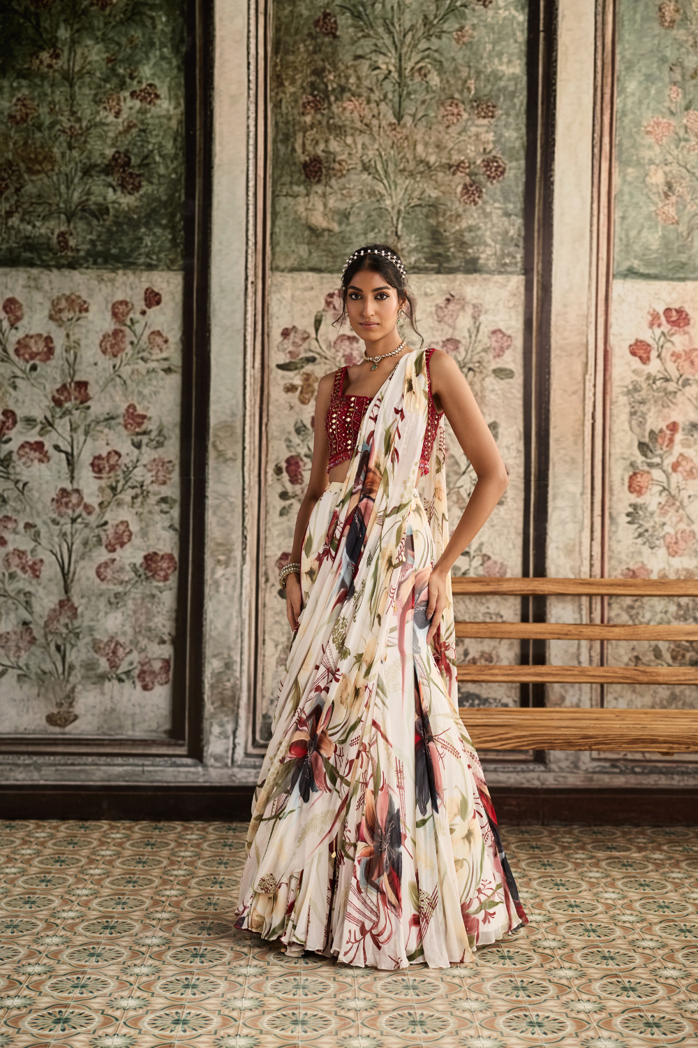 IVORY FLORAL PRINTED  MERMAID SAREE SET