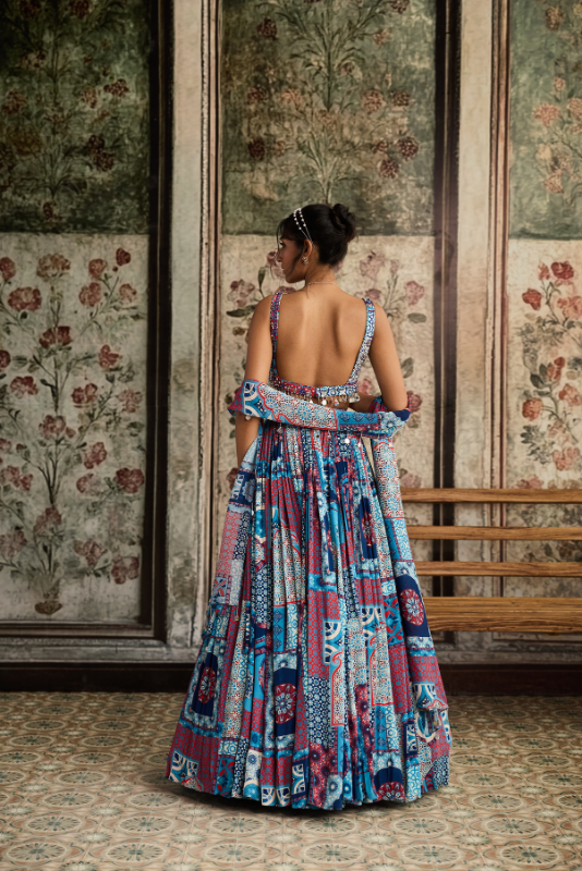 TEAL PRINT AND HIGHLIGHTED SQUARE NECK BLOUSE WITH LEHENGA SET