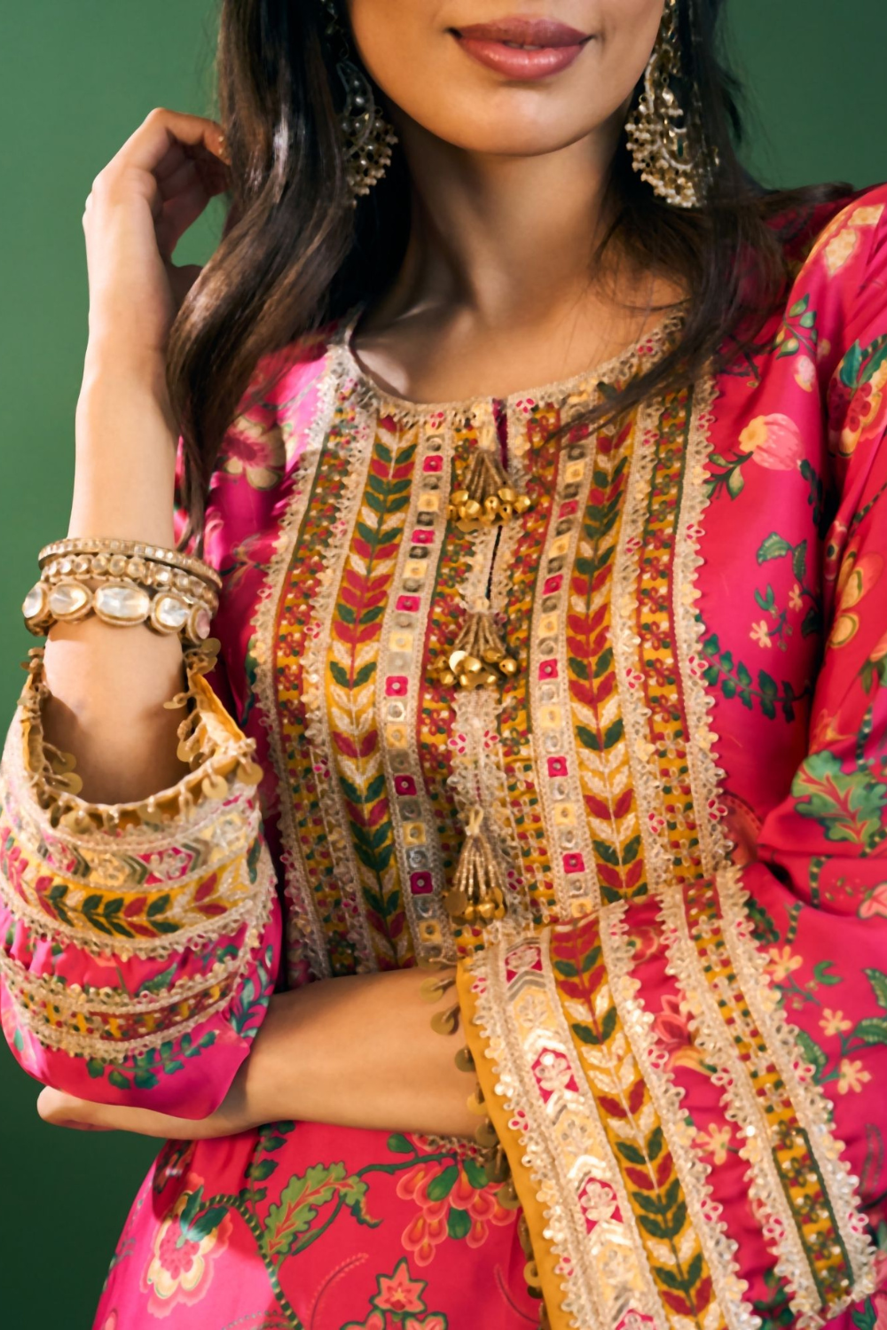 Sahi Cupro Satin Printed Fuchsia Kurta with Fuchsia Salwar Set