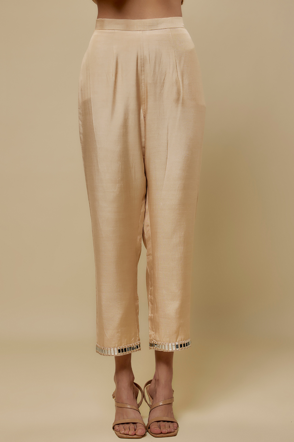 Zenvira Kurti set