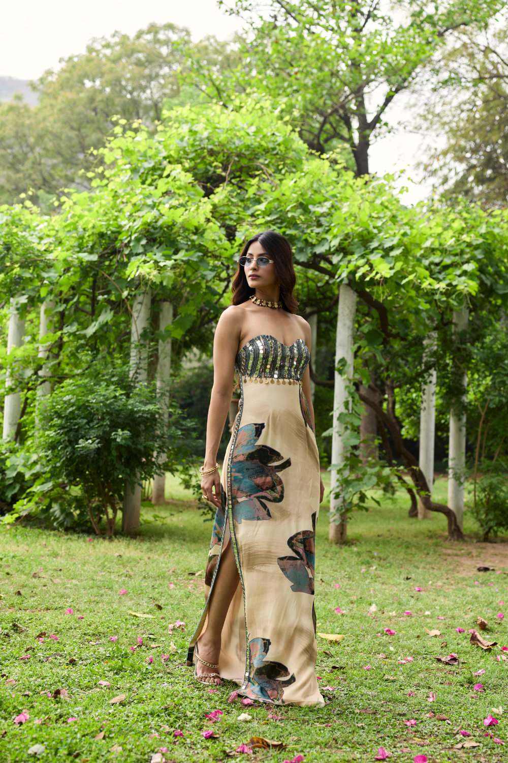 BEIGE FLORAL SLIT DRESS