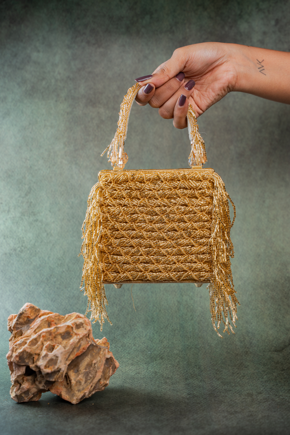 Weave Fringe Kasse Gold