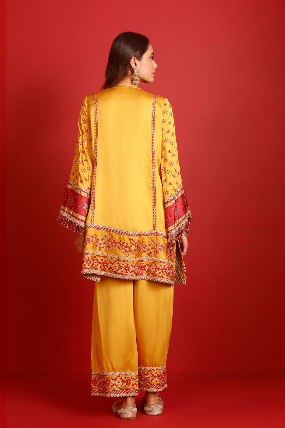 Hesi Cupro Satin Mustard Kurta Set