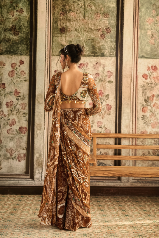 CARAMEL PRINT AND HIGHLIGHTED PLUNGE NECK BLOUSE WITH SHARARA SAREE SET