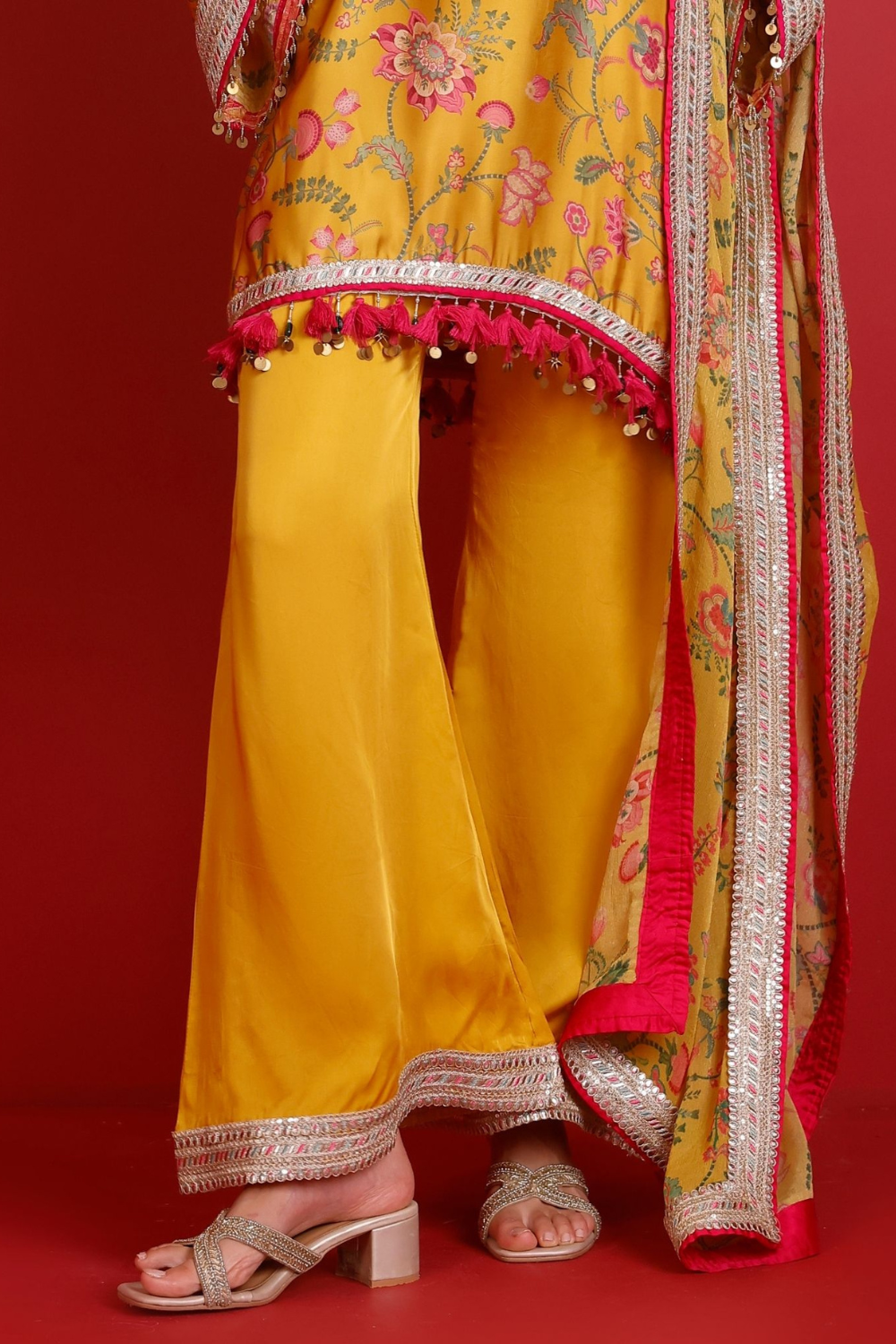 Arvi Cupro Satin Mustard Kurta Set
