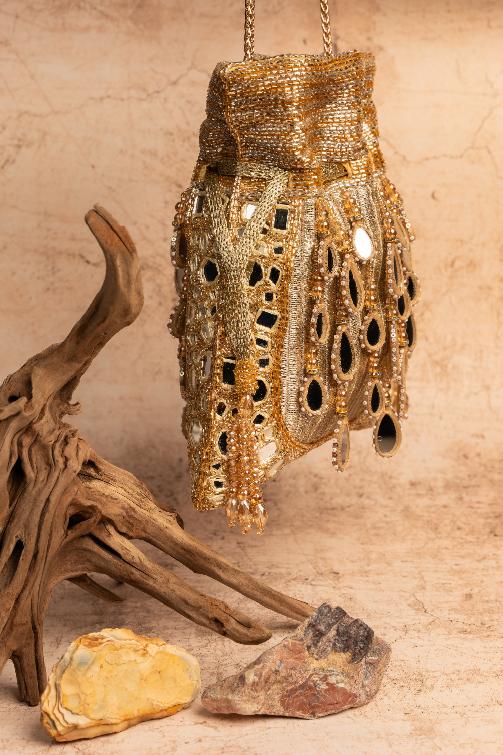 Aynali Abla Gold