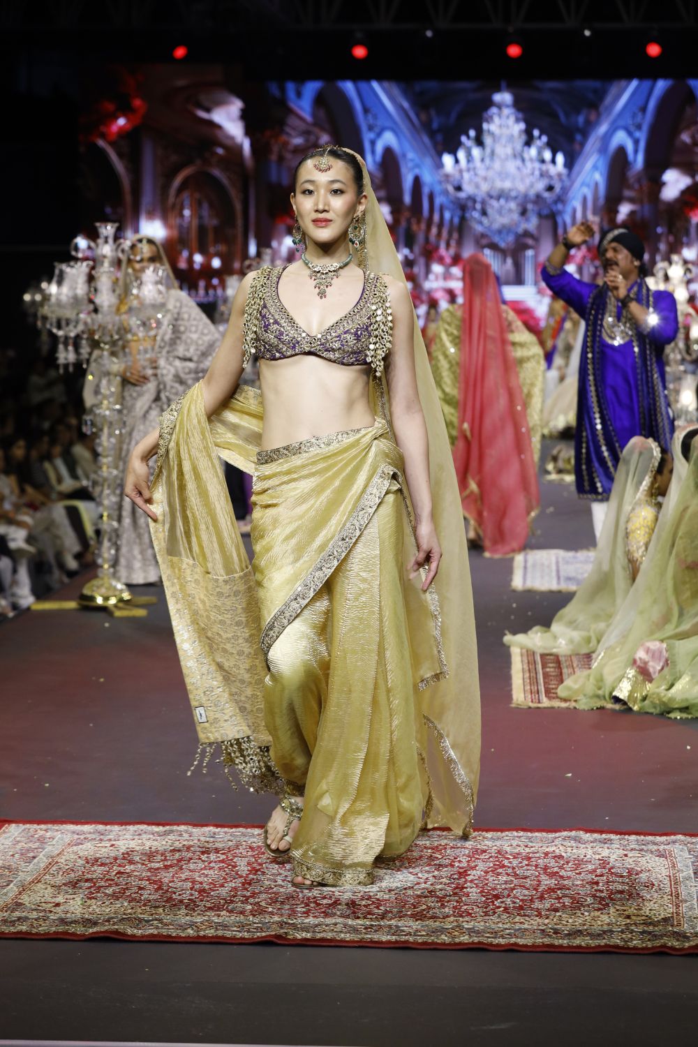 Pehrang Saree Set
