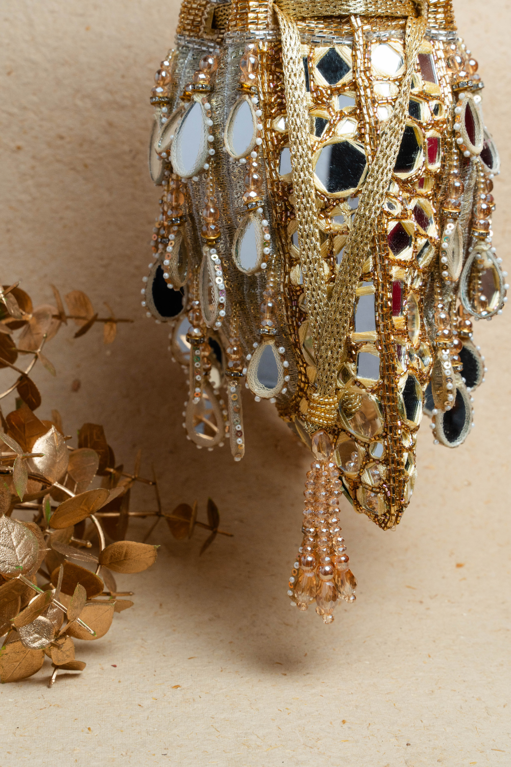 Aynali Abla Gold