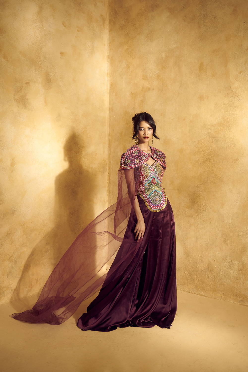 ALAYA TOP AND SKIRT SET WITH CAPE
