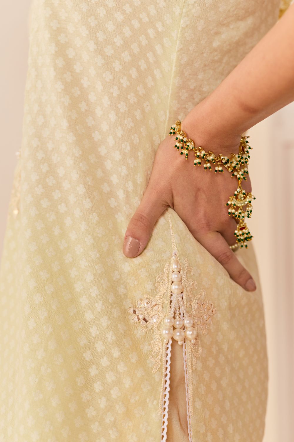 ANAISHA - MINT GREEN SHORT KURTA WITH FARSHI SALWAR AND DUPATTA