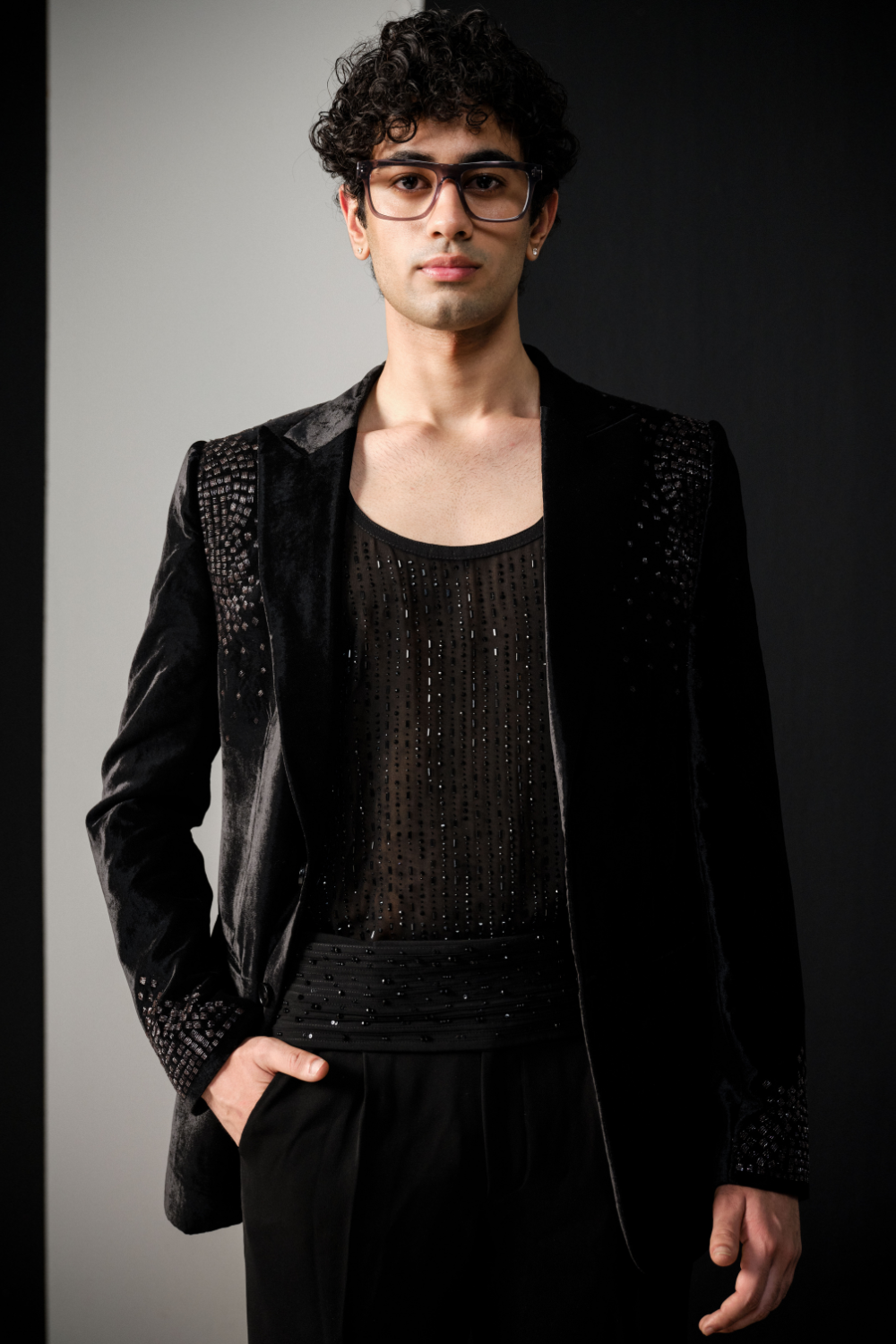 Black rhombus work velvet jacket
