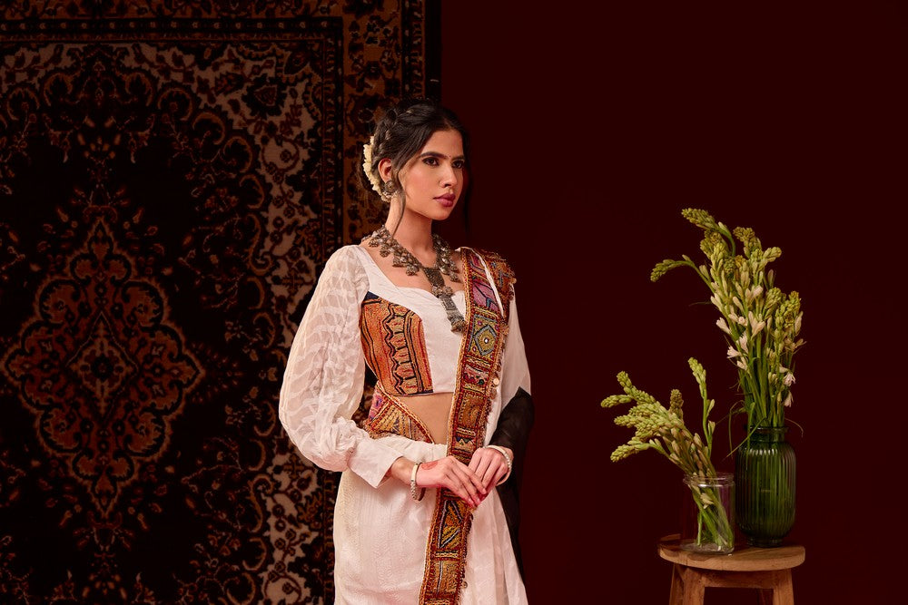 Black white saree set