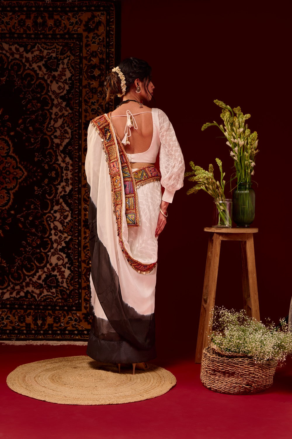 Black white saree set