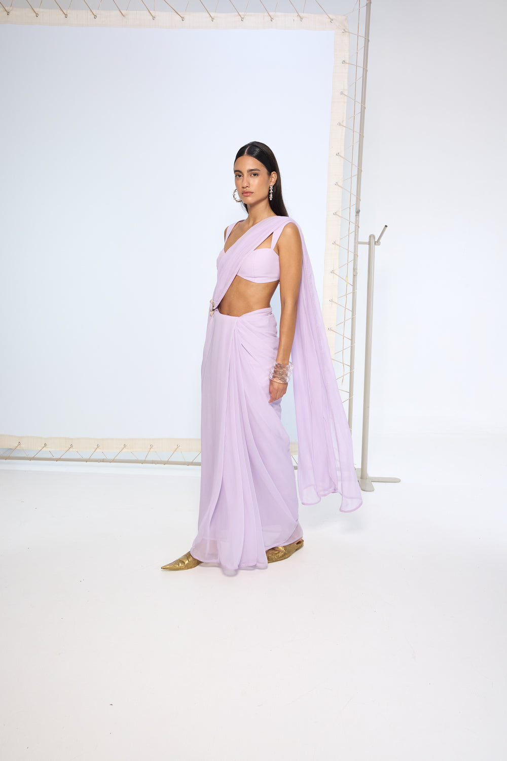 Lilac Movable Brooch Saree