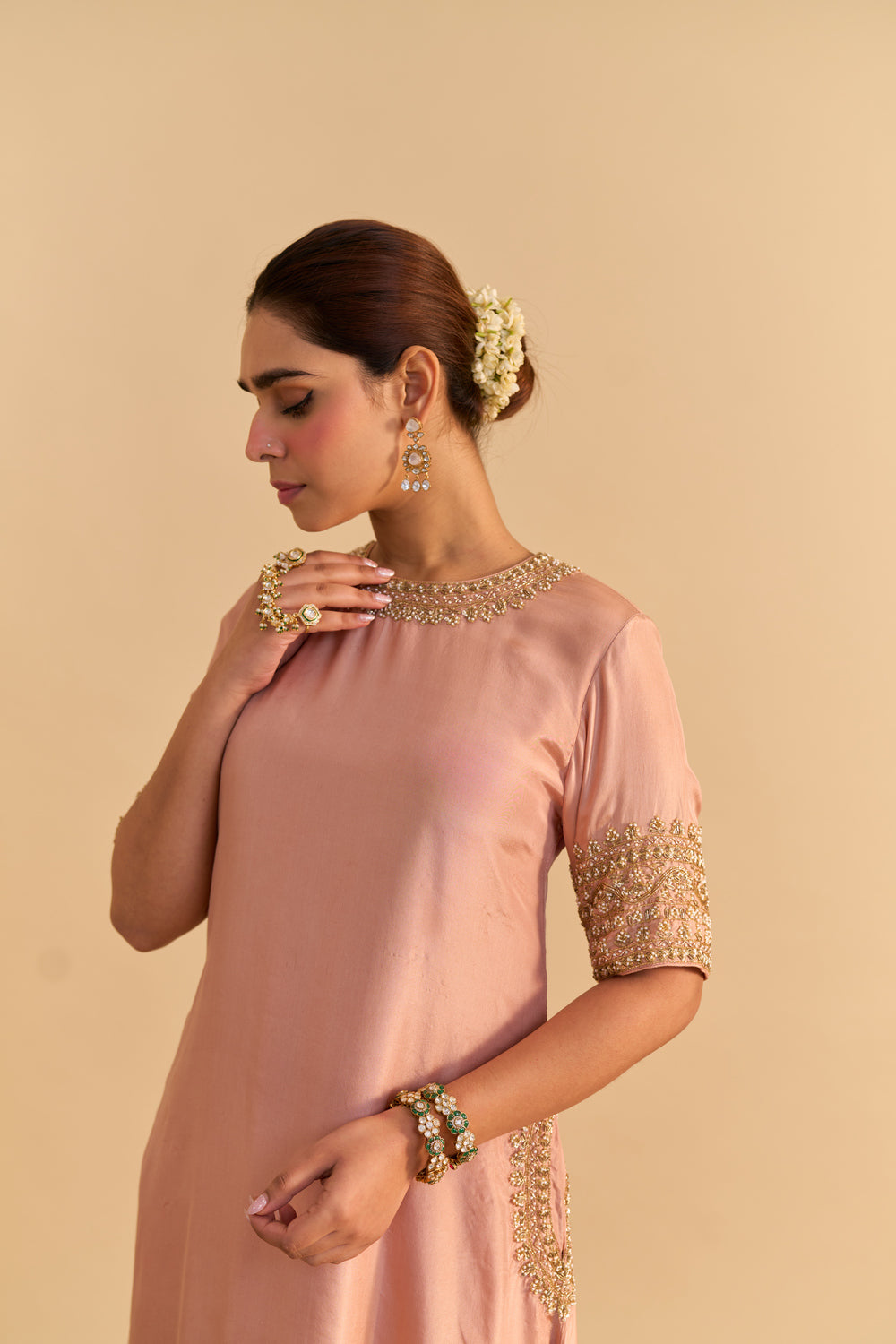 Ilana Off rose Silk Dabka Zardozi Embroidered Kurta Set