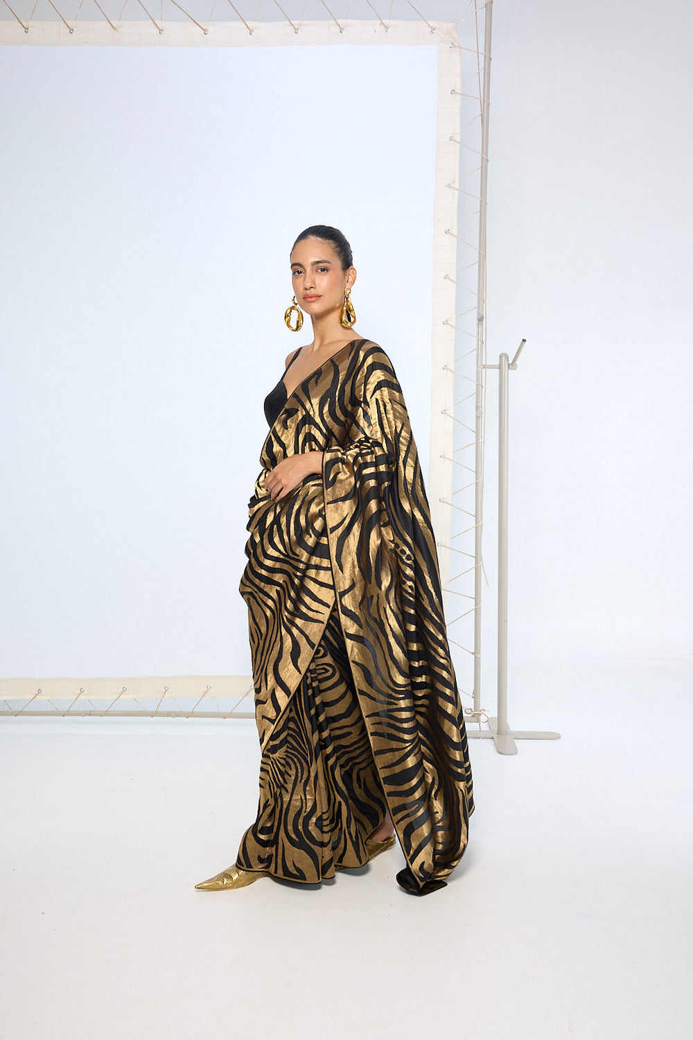 Handwoven Black & Gold Silk Saree