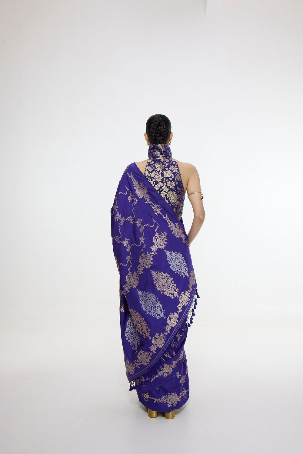 Handwoven Indigo Blue Mashroo Silk Saree