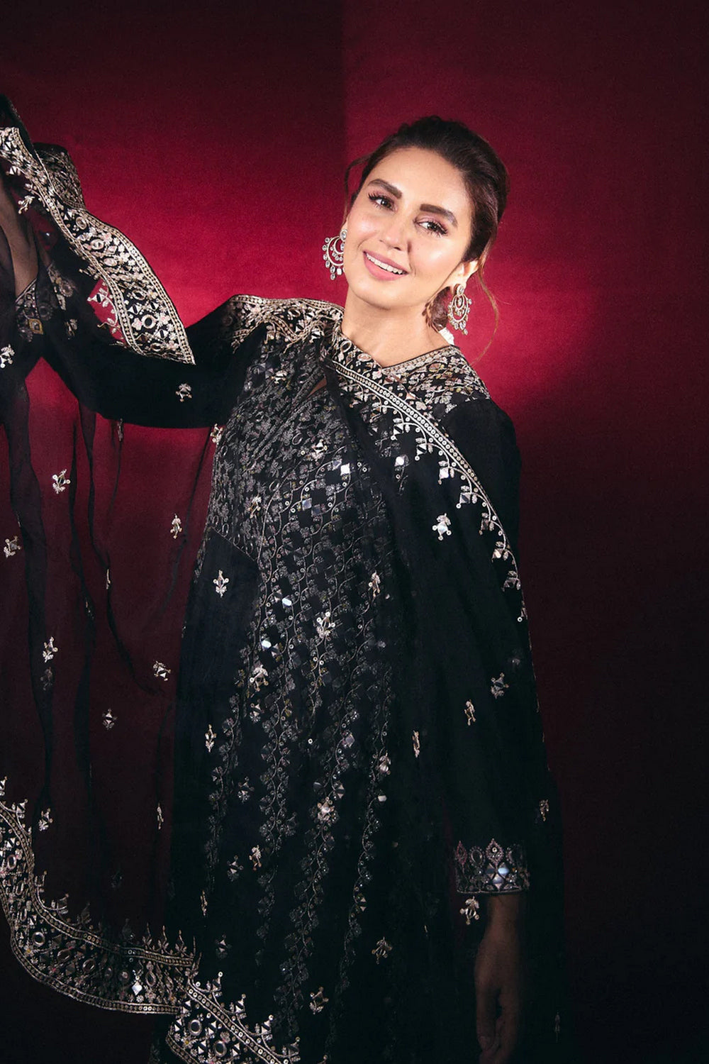 Huma Qureshi in Amiha AG Set