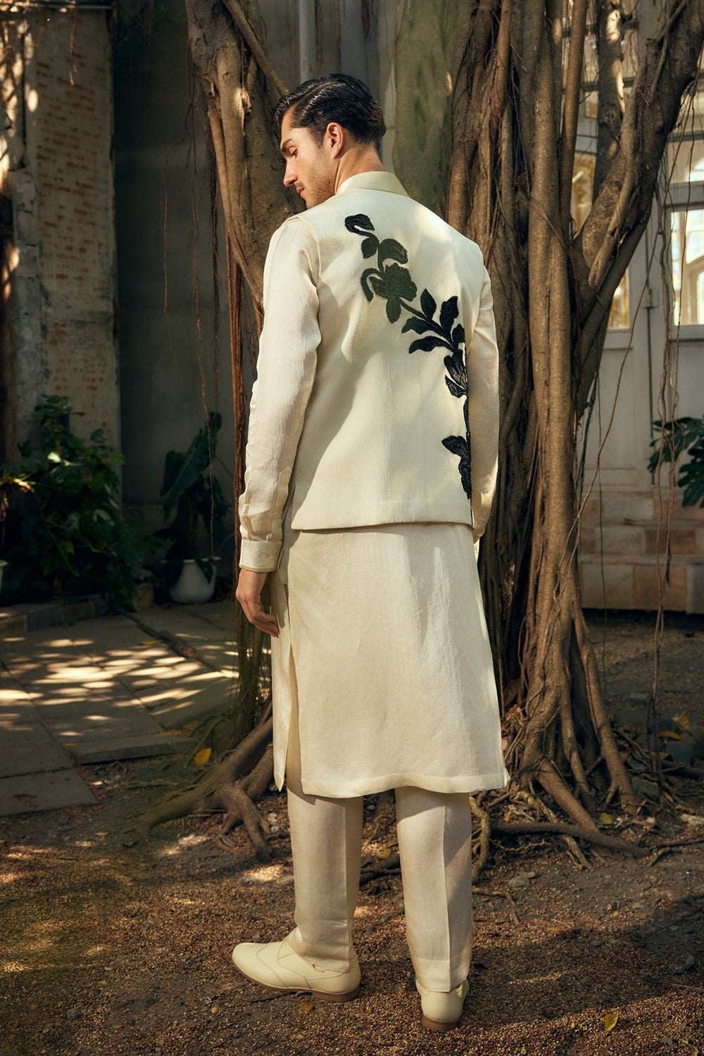 ADYANT KURTA BUNDI SET