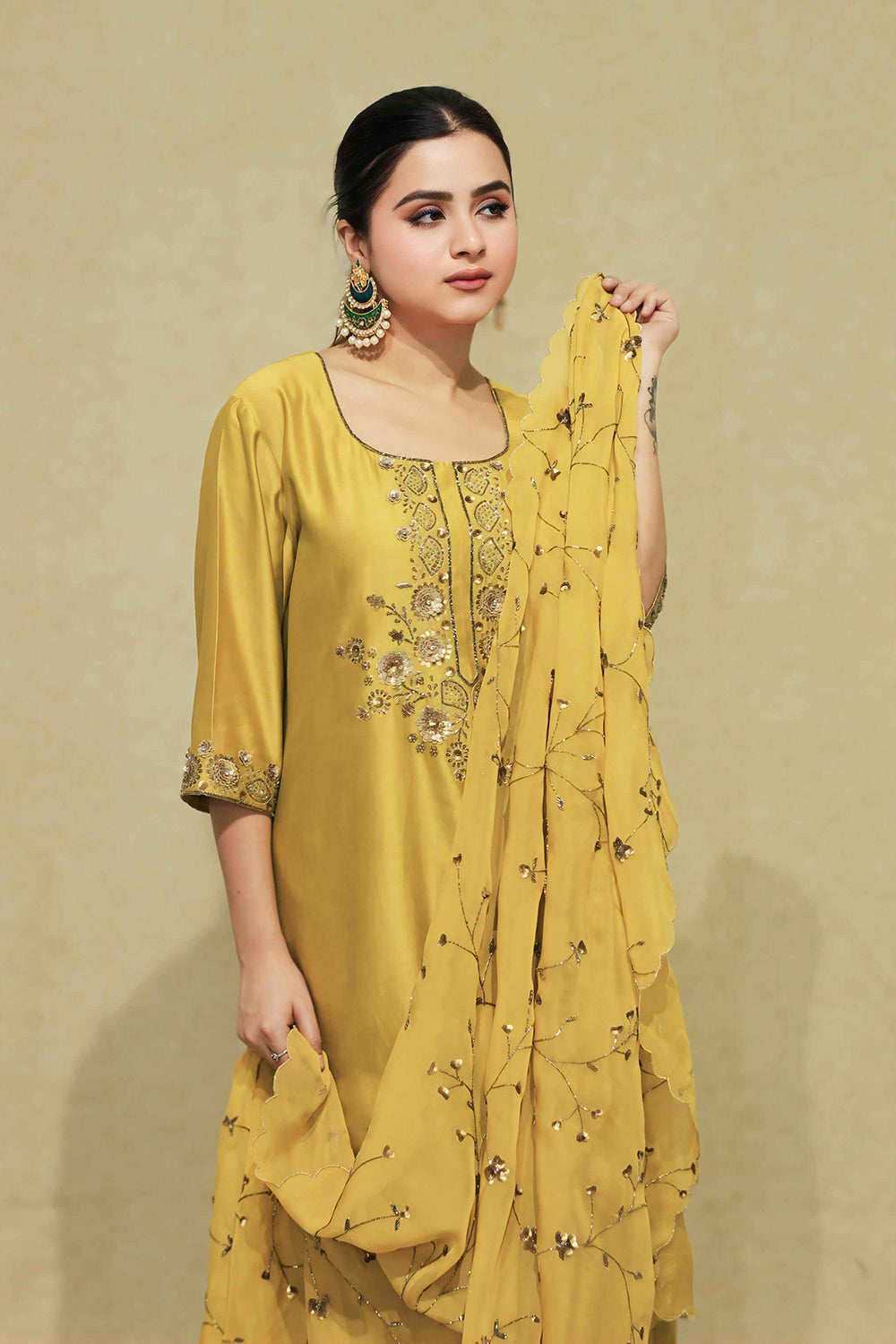 Shama Aline suit