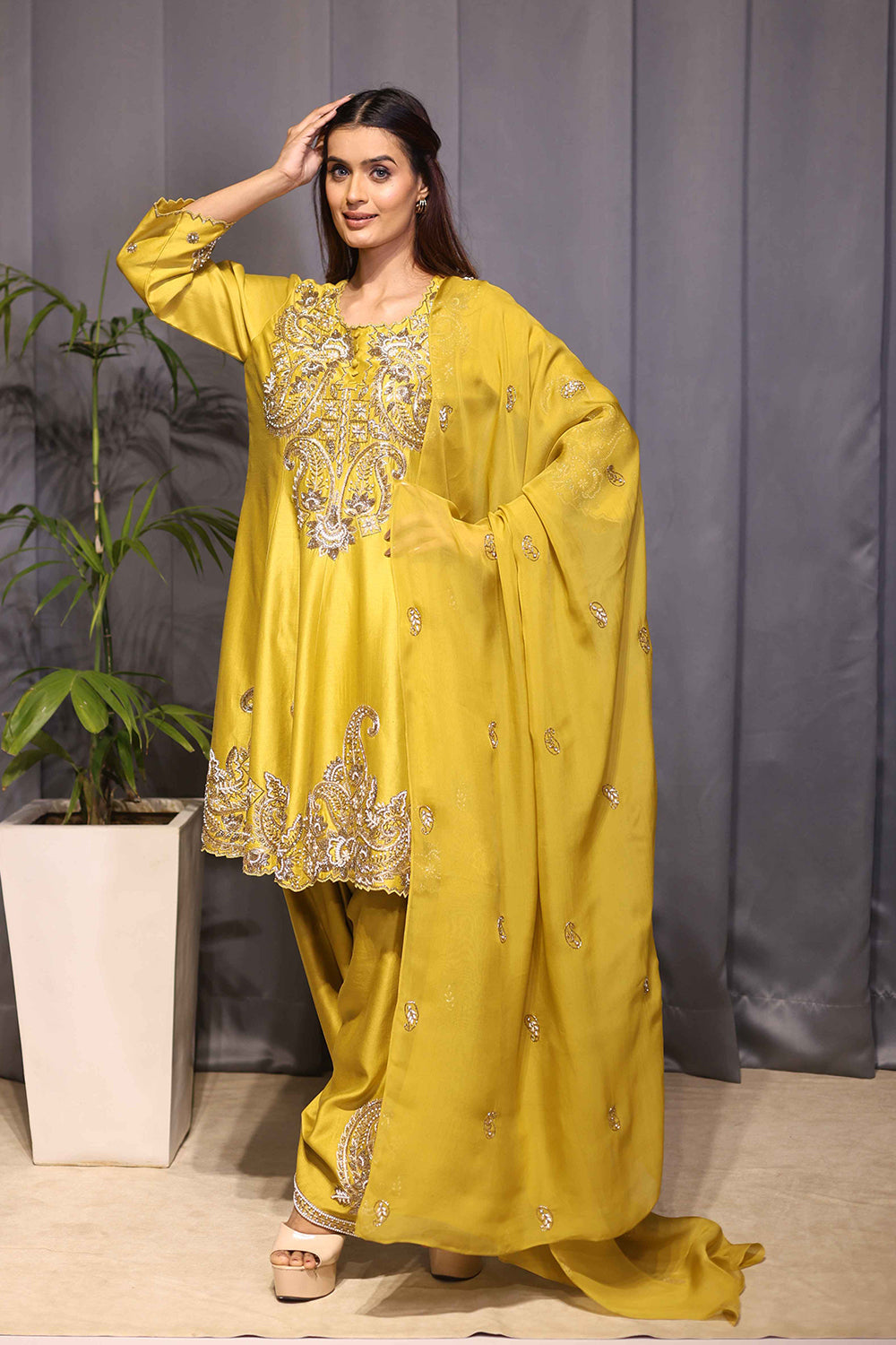 Sukhi Short Anarkali suit