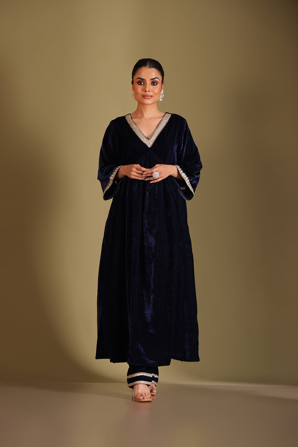 Noor-E-Zar Navy Blue Velvet Kurta with velvet pants and Shawl - Set of 3